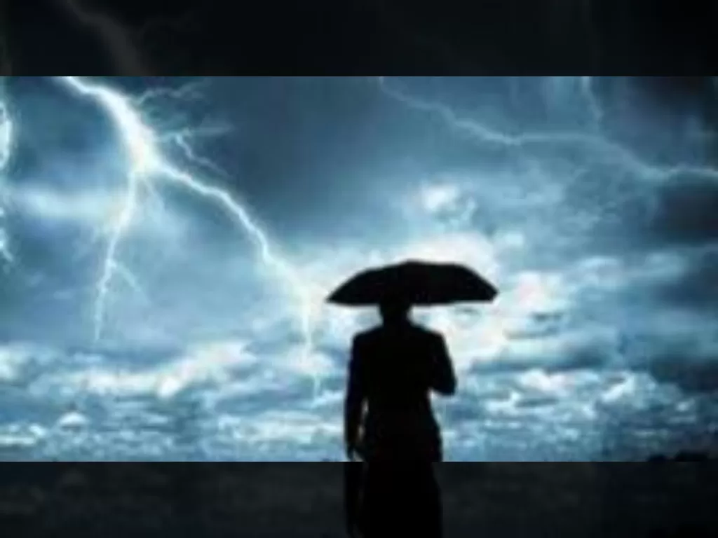 BMKG Peringatkan Hujan Petir di Sejumlah Kota Besar Indonesia Hari Ini